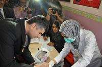 انطلاق الدورة الثانية لحملة التلقيح ضد مرض شلل الأطفال 